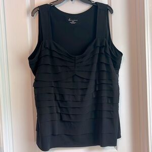 ⚡️ 3 for $30 ⚡️ Lane Bryant Sleeveless Black Tiered Tank Top